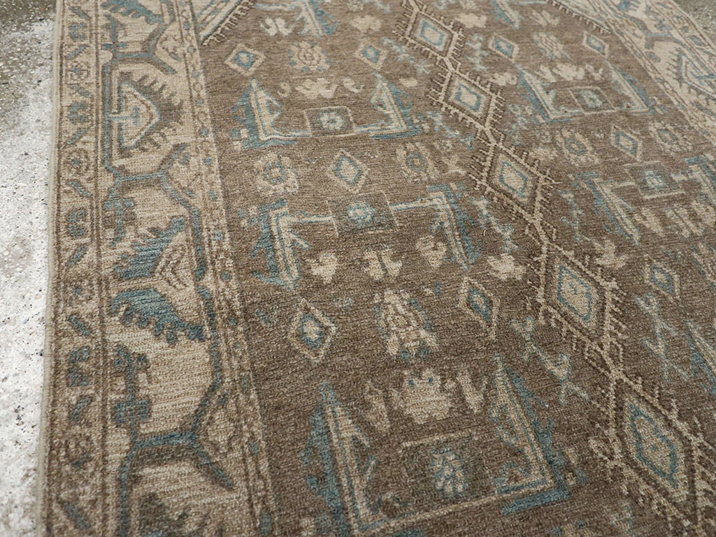 Vintage Persian Malayer Throw Rug, No.32053 - Galerie Shabab
