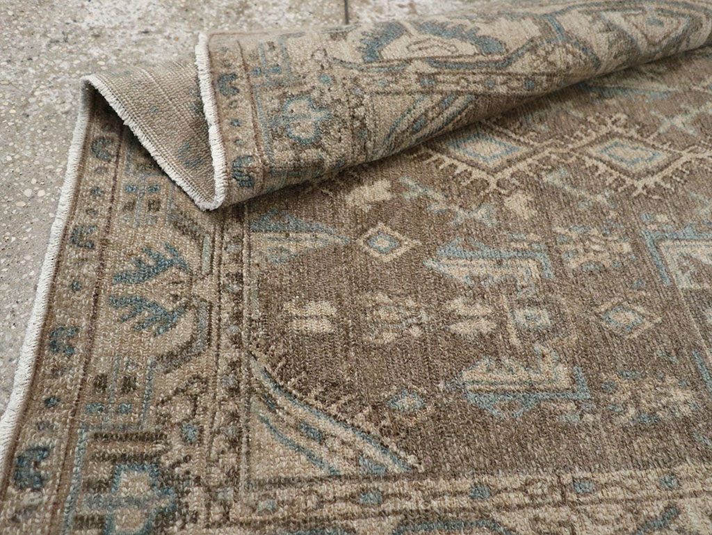 Vintage Persian Malayer Throw Rug, No.32053 - Galerie Shabab