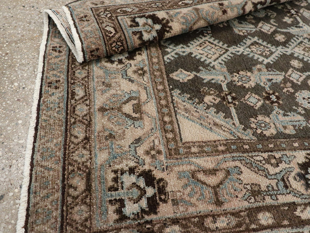 Vintage Persian Malayer Throw Rug, No.32060 - Galerie Shabab