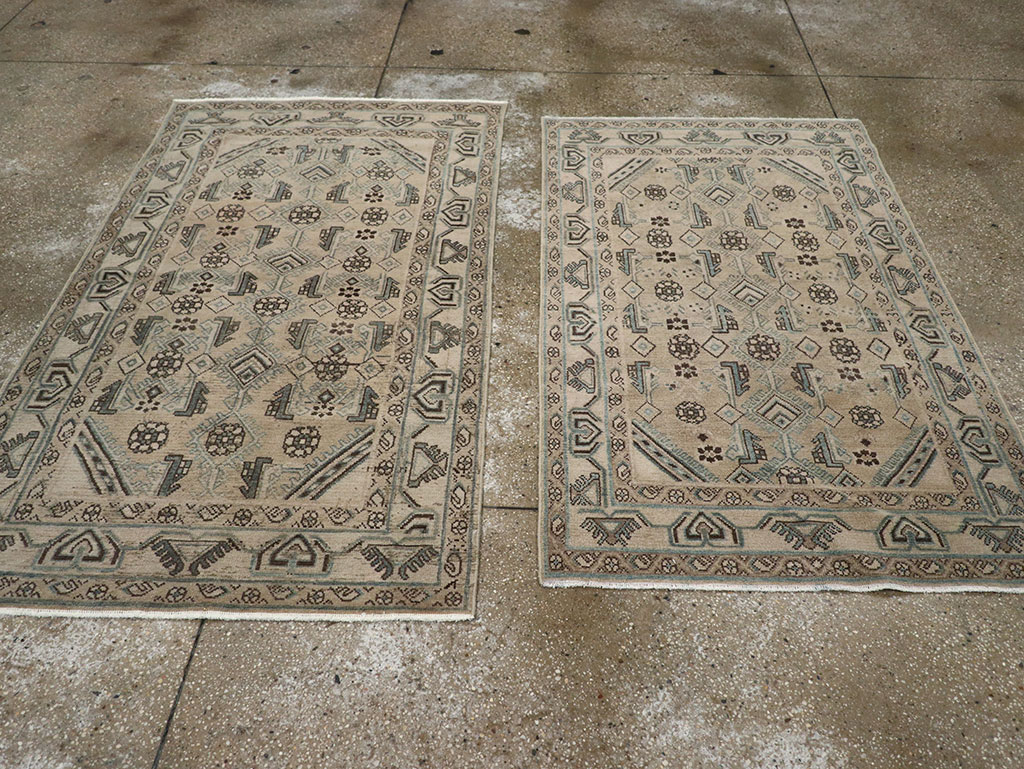 Vintage Persian Malayer Throw Rug (Pair: 1 of 2), No.32061 - Galerie Shabab