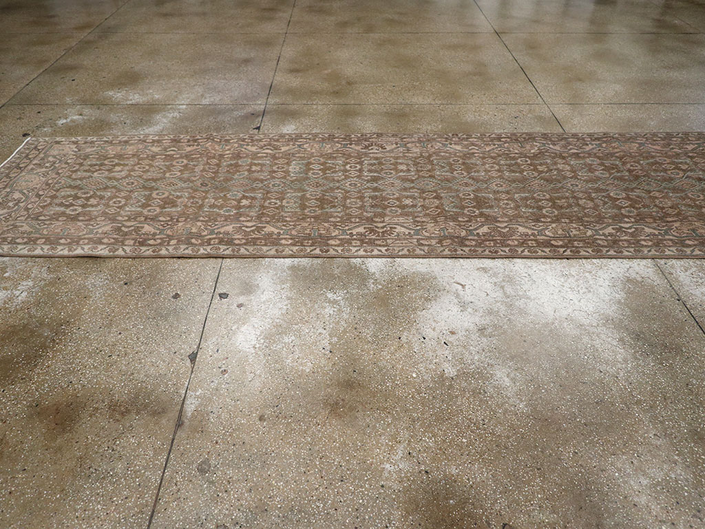 Vintage Persian Malayer Runner, No.32063 - Galerie Shabab