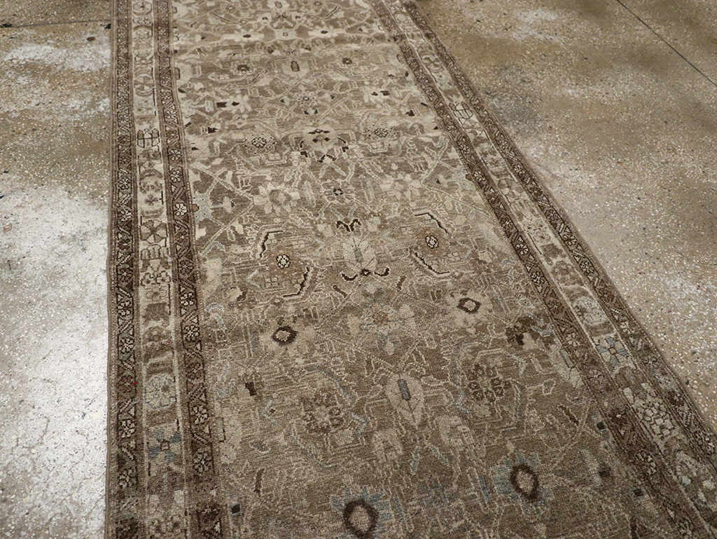 Antique Persian Malayer Long Runner, No.32064 - Galerie Shabab