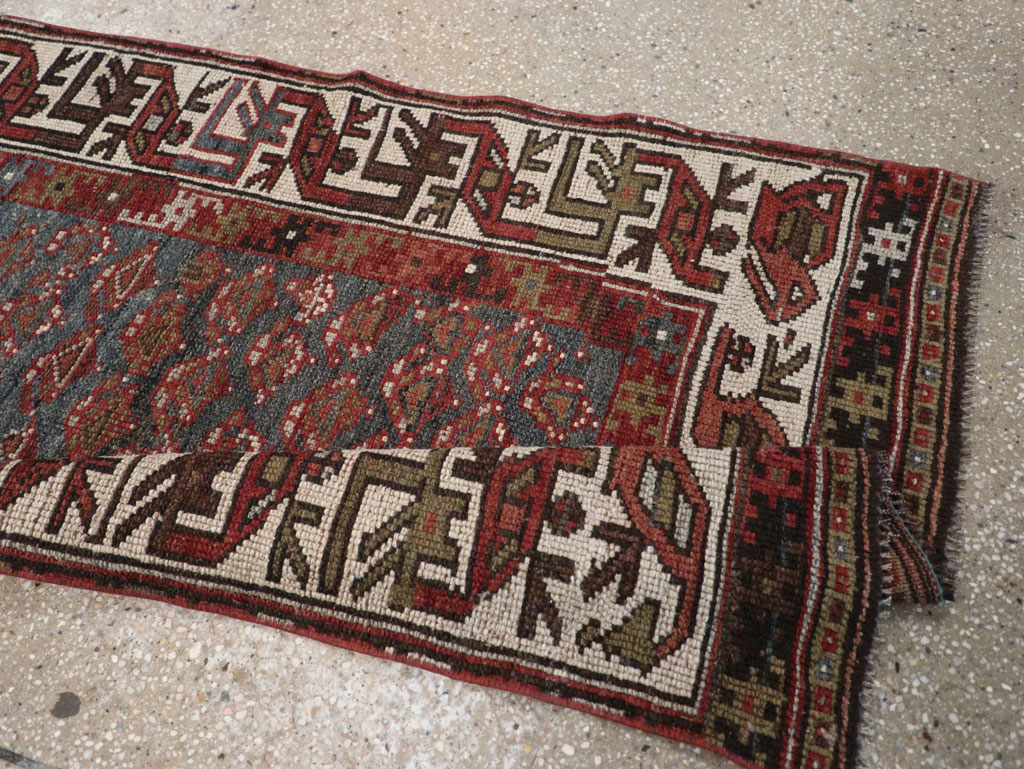 Antique Persian Kurd Small Runner, No.32072 - Galerie Shabab