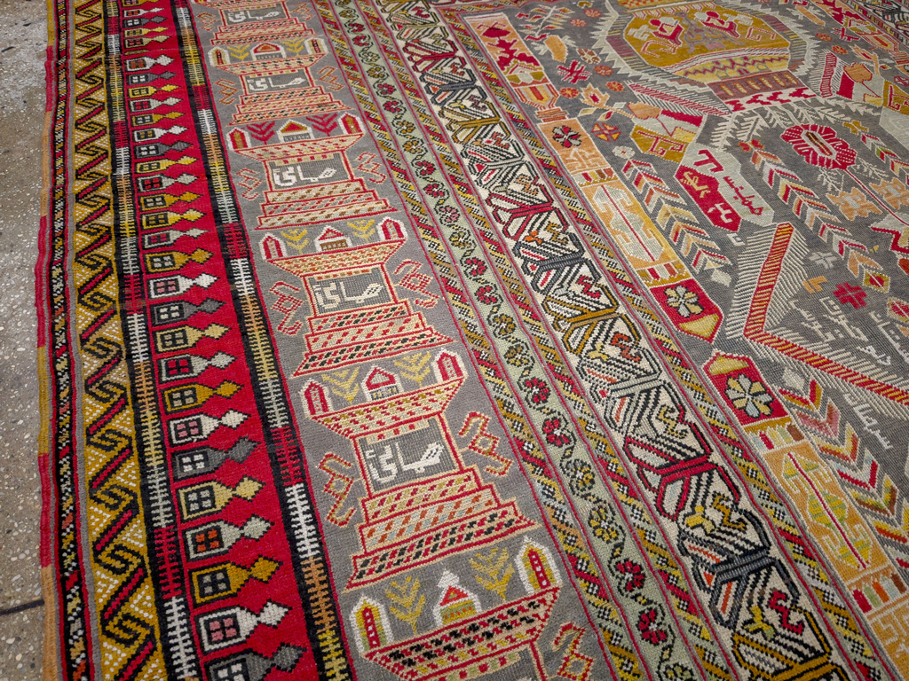 Vintage Turkish Anatolian Accent Rug, No.32074 - Galerie Shabab