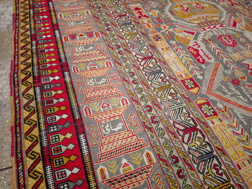 Vintage Turkish Anatolian Accent Rug, No.32074 - Galerie Shabab