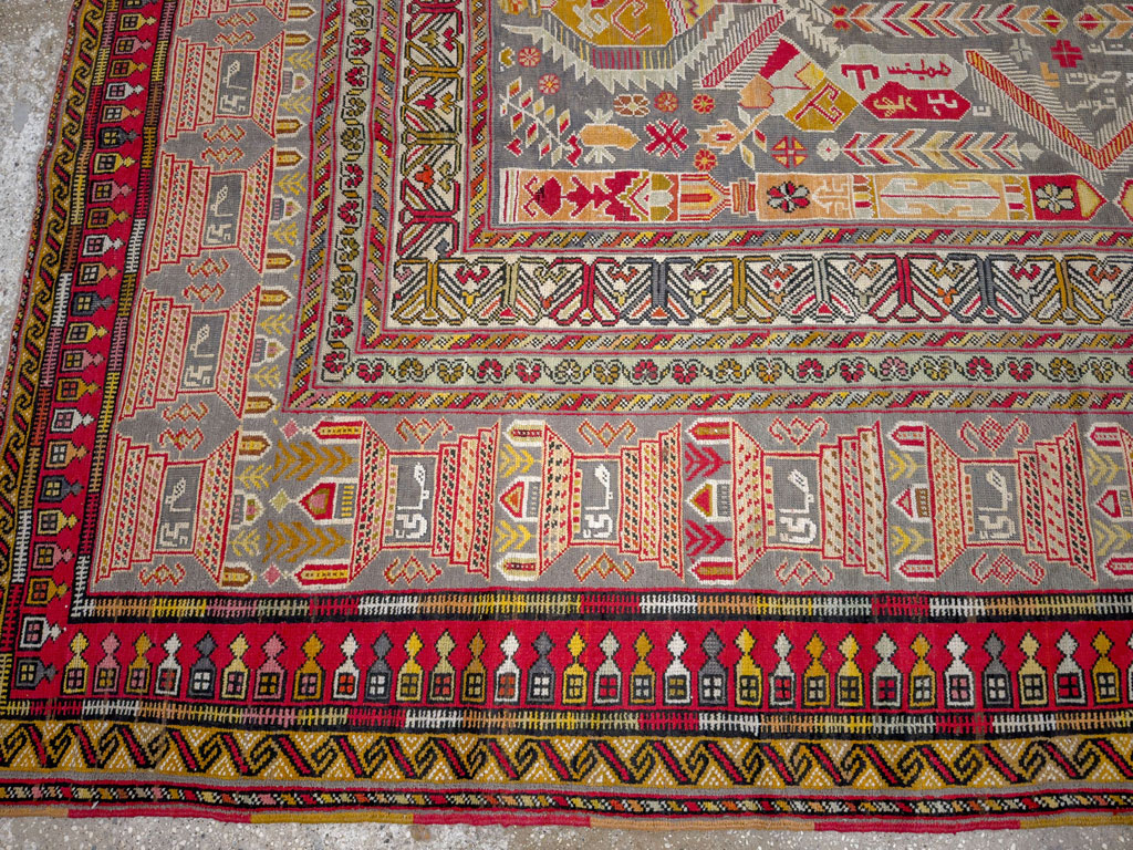 Vintage Turkish Anatolian Accent Rug, No.32074 - Galerie Shabab
