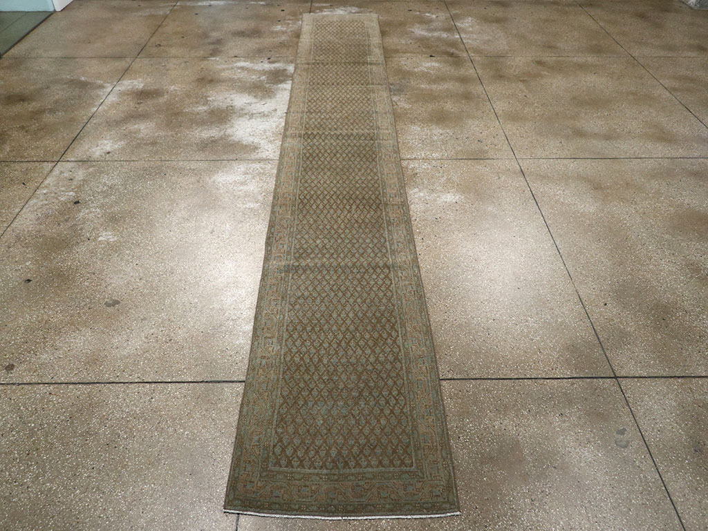 Antique Persian Mahal Long Runner, No.32080 - Galerie Shabab