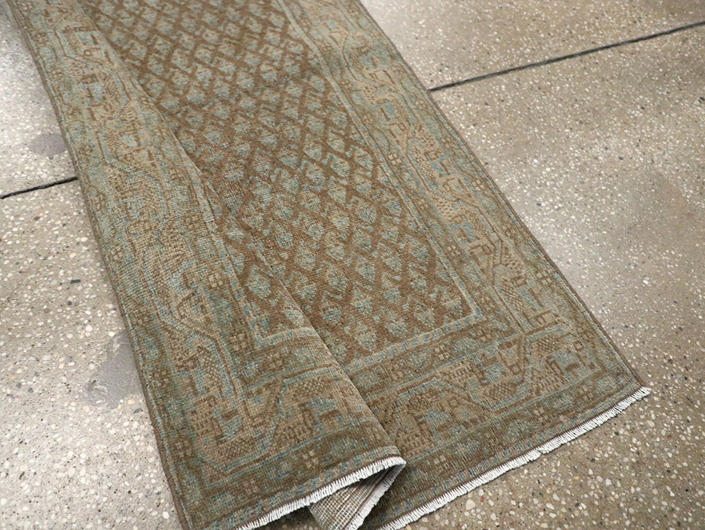 Antique Persian Mahal Long Runner, No.32080 - Galerie Shabab