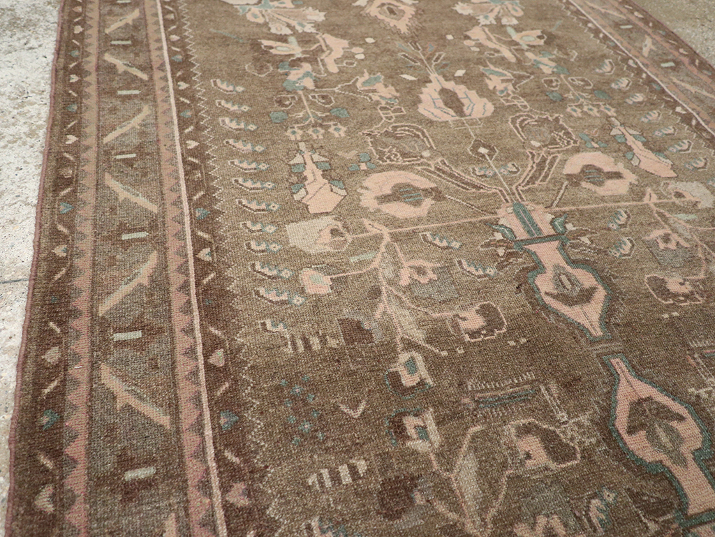 Vintage Persian Malayer Accent Rug, No.32081 - Galerie Shabab