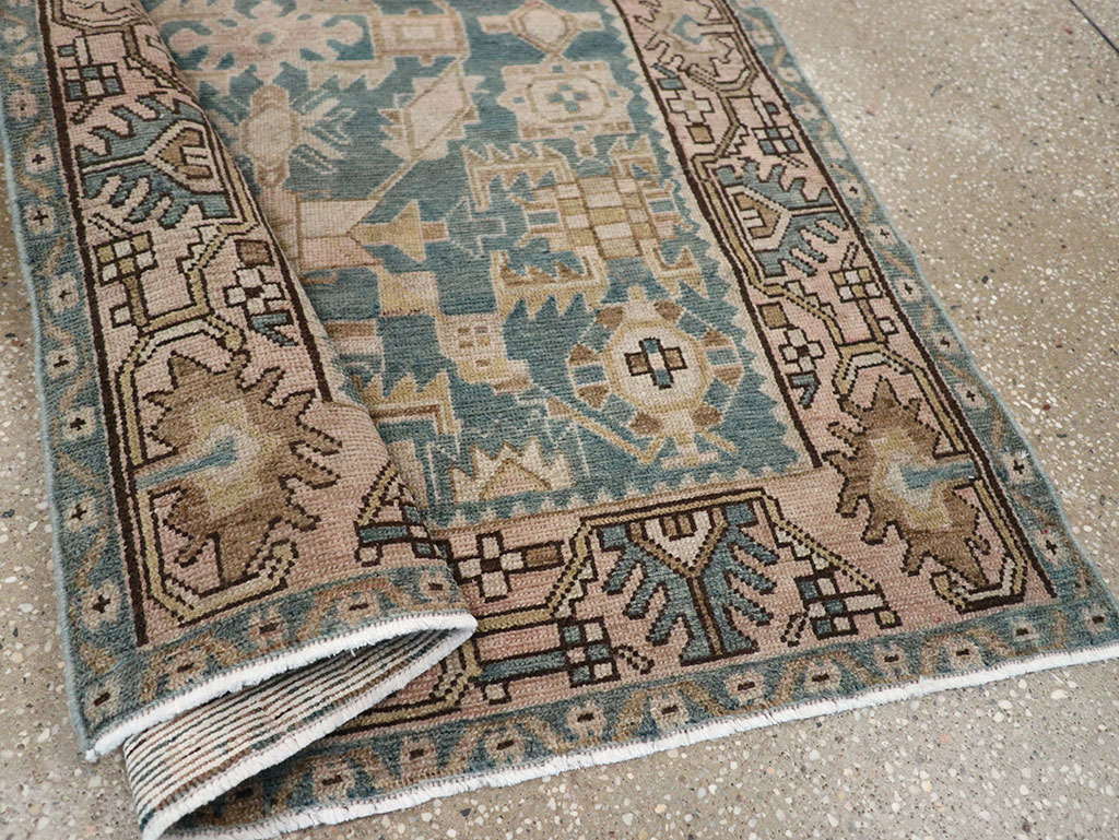 Vintage Persian Malayer Throw Rug, No.32084 - Galerie Shabab