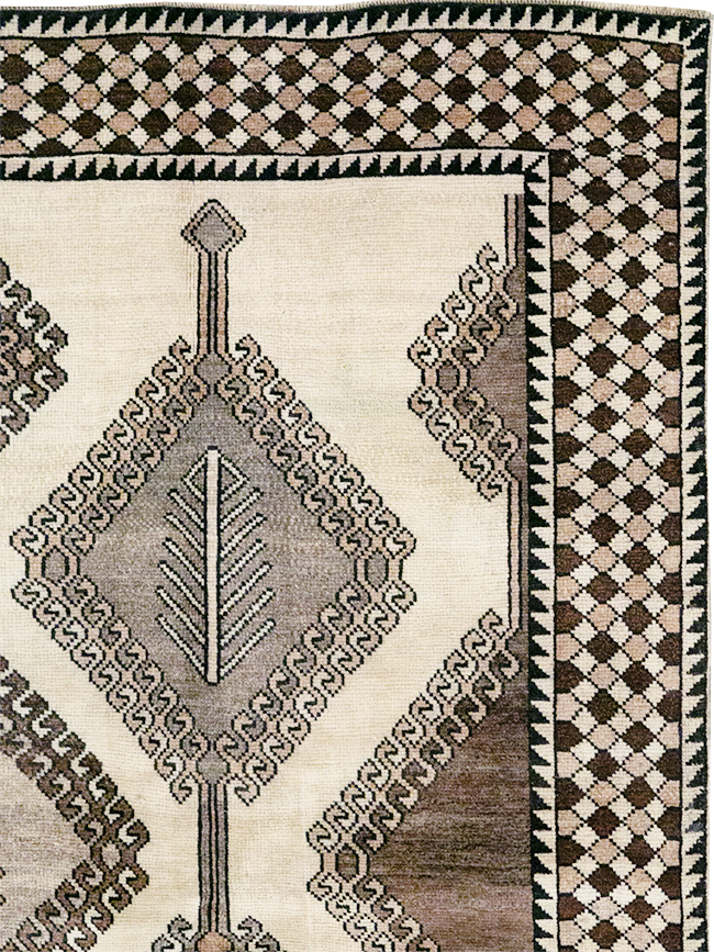 Vintage Persian Gabbeh Accent Rug (Pair: 2 of 2), No.32089 - Galerie Shabab