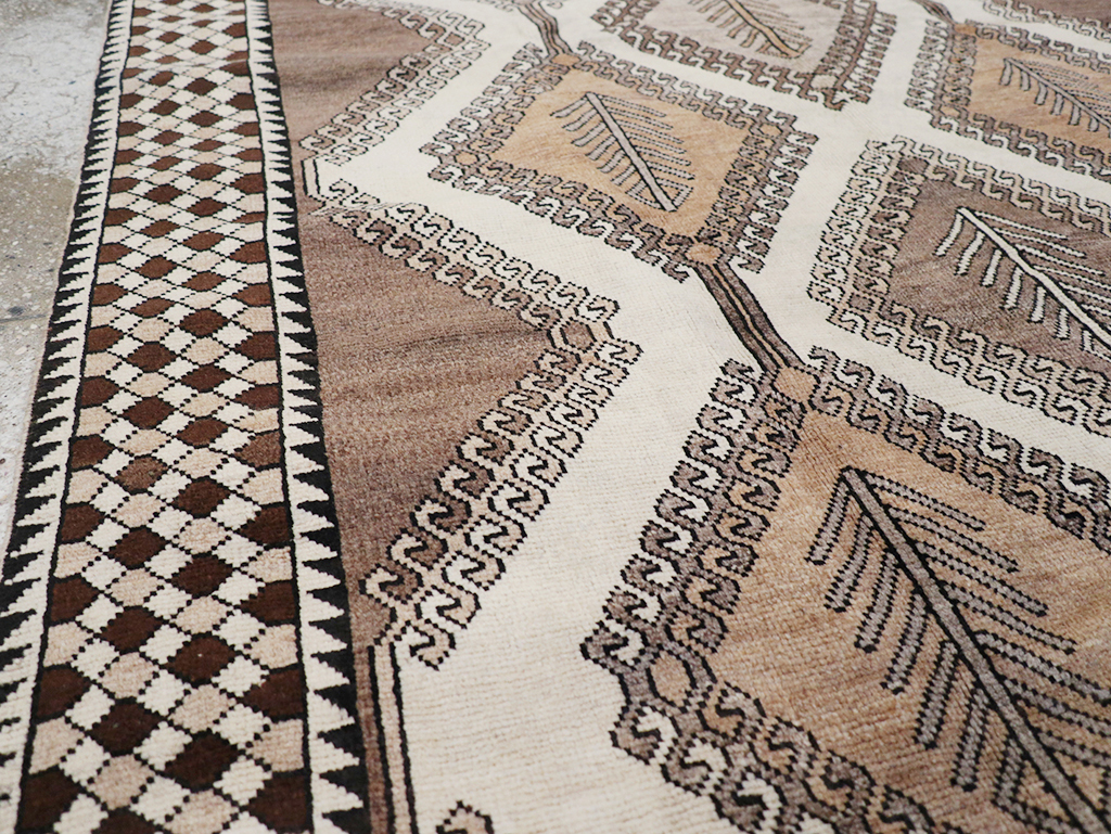 Vintage Persian Gabbeh Accent Rug (Pair: 2 of 2), No.32089 - Galerie Shabab