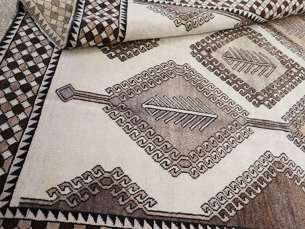 Vintage Persian Gabbeh Accent Rug (Pair: 2 of 2), No.32089 - Galerie Shabab