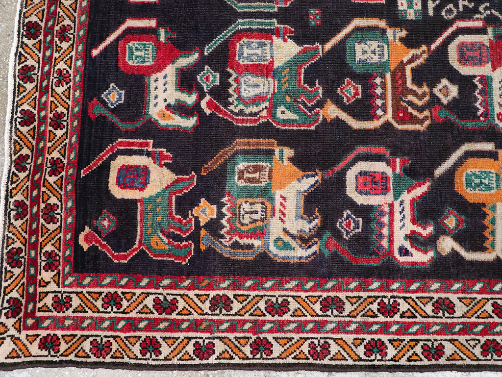Vinatge Persian Shiraz Pictorial Accent Rug, No.32090 - Galerie Shabab