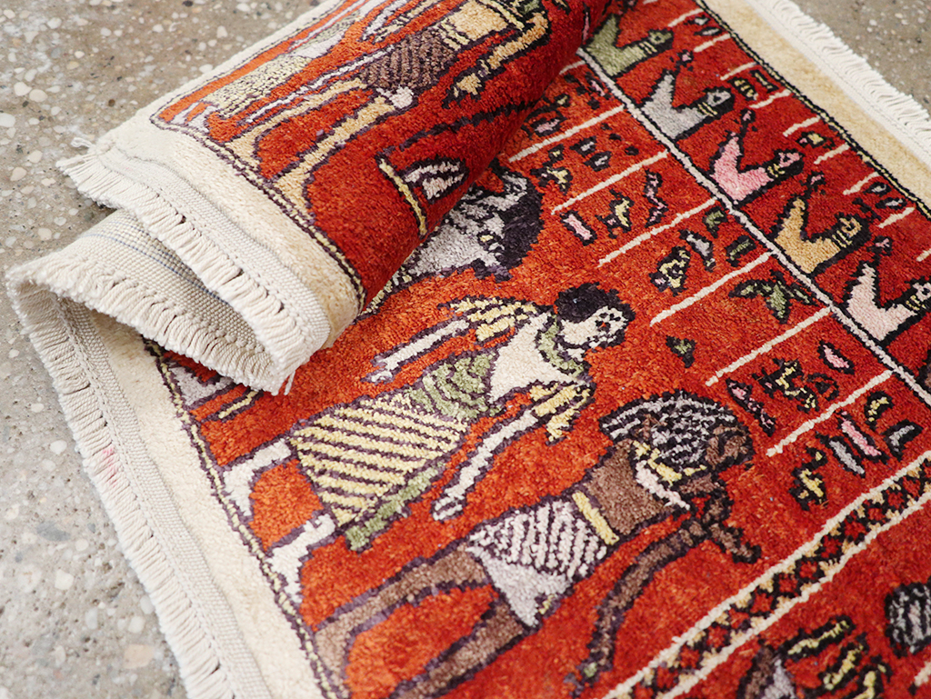 Vintage Persian Quom Pictorial Throw Rug, No.32102 - Galerie Shabab