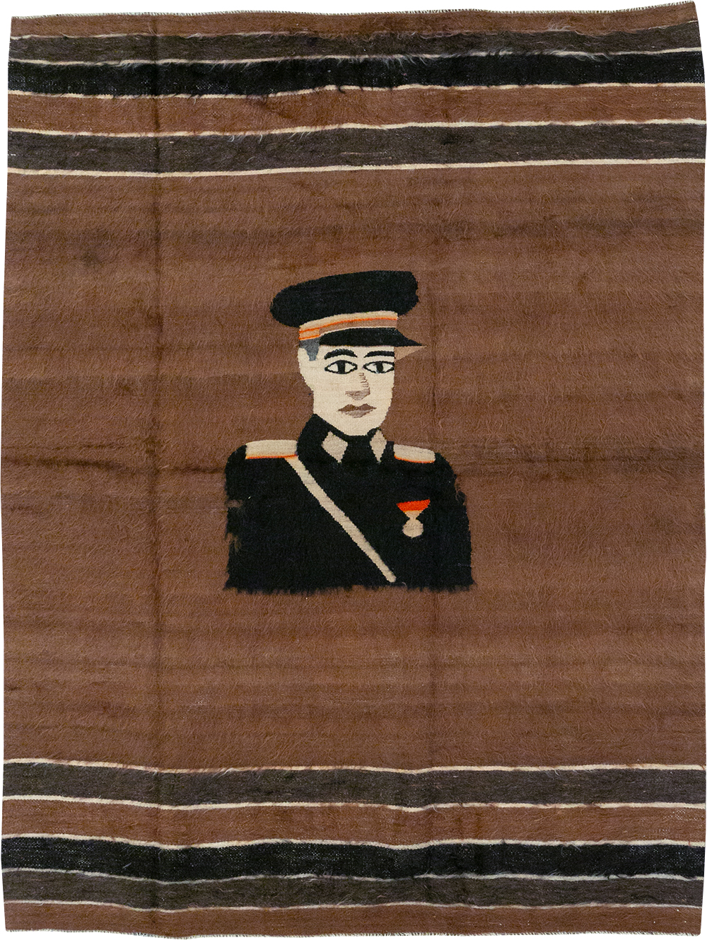 Vintage Turkish Mohair Pictorial Accent Rug, No.32105 - Galerie Shabab