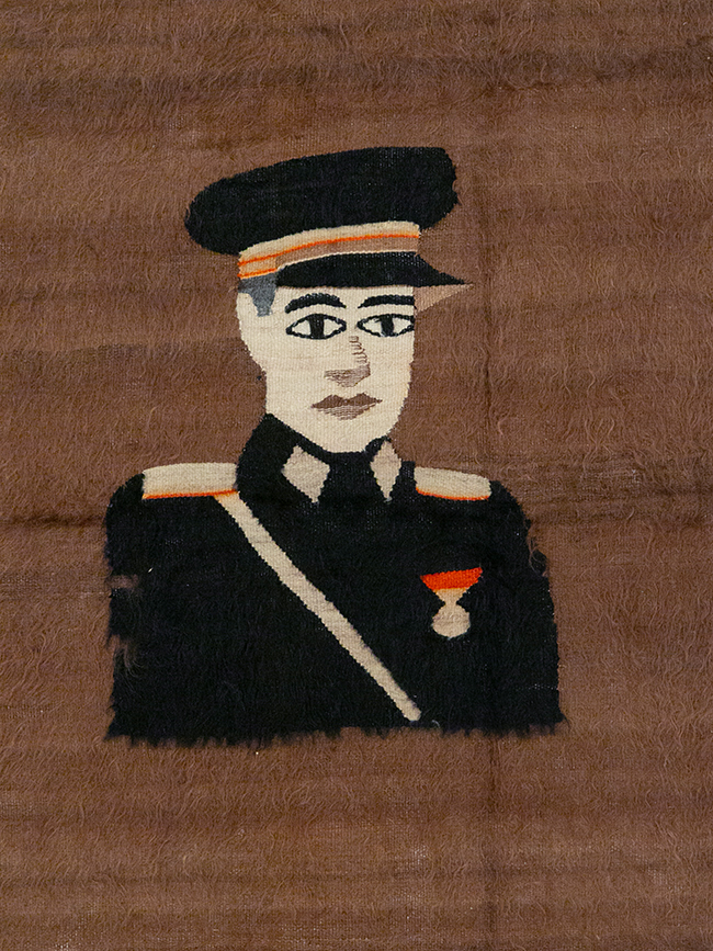 Vintage Turkish Mohair Pictorial Accent Rug, No.32105 - Galerie Shabab
