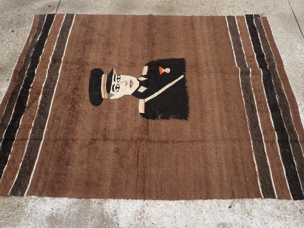 Vintage Turkish Mohair Pictorial Accent Rug, No.32105 - Galerie Shabab