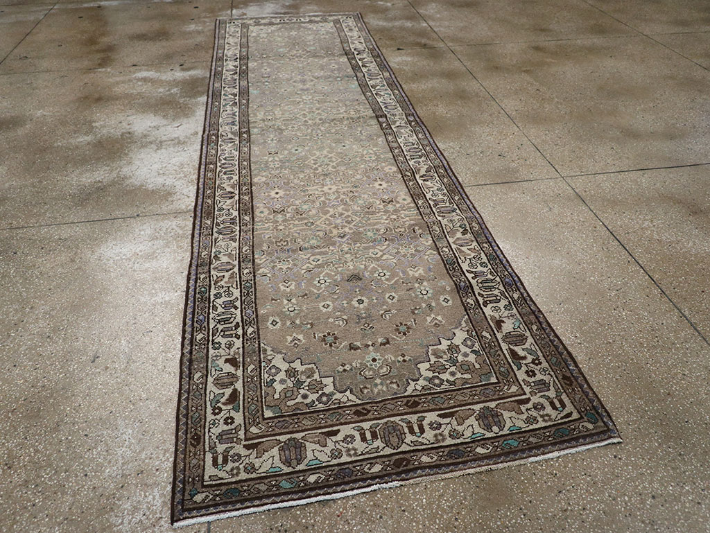 Vintage Persian Malayer Runner, No.32106 - Galerie Shabab
