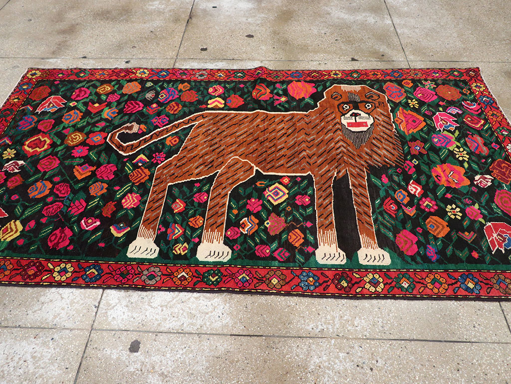 Vintage Caucasian Karabagh Pictorial Gallery Rug, No.32116 - Galerie Shabab