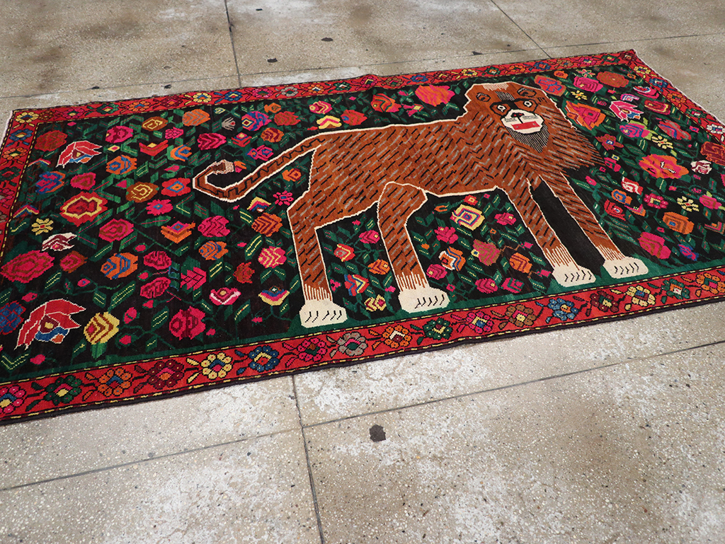 Vintage Caucasian Karabagh Pictorial Gallery Rug, No.32116 - Galerie Shabab