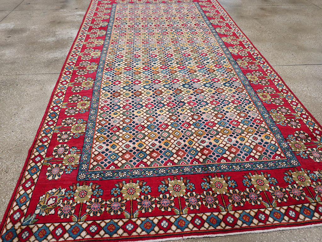 Vintage Persian Mahal Gallery Rug, No.32117 - Galerie Shabab
