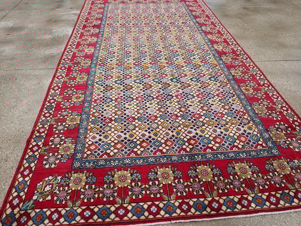 Vintage Persian Mahal Gallery Rug, No.32117 - Galerie Shabab