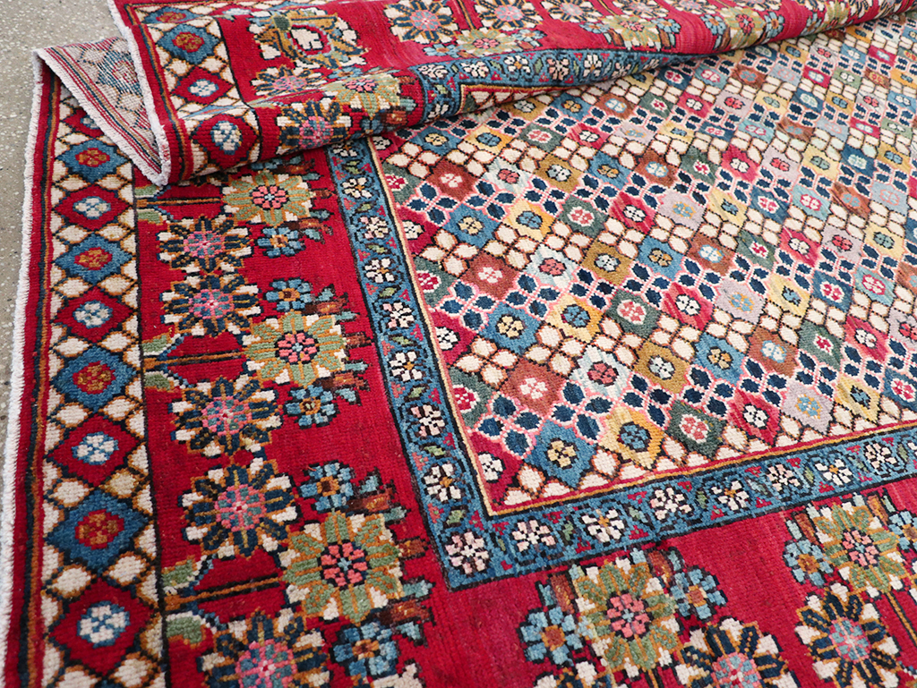 Vintage Persian Mahal Gallery Rug, No.32117 - Galerie Shabab