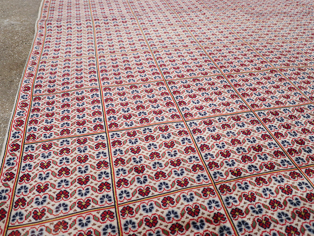 Vintage Persian Kashan Room Size Carpet, No.32118 - Galerie Shabab
