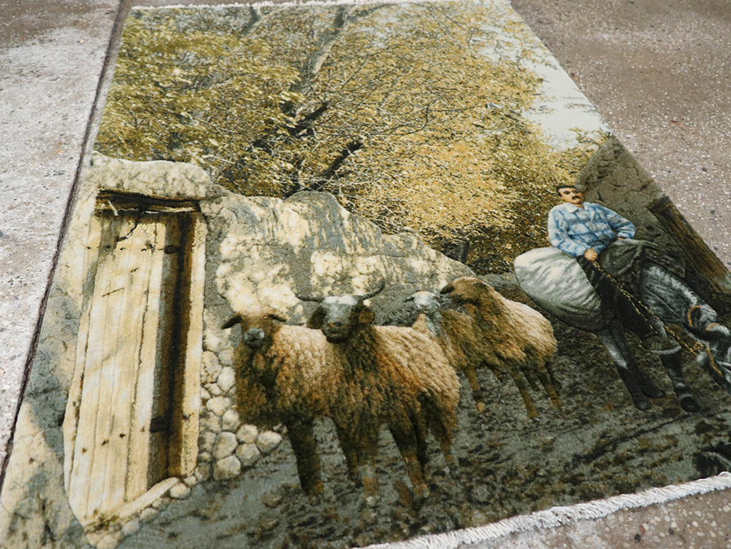 Modern Persian Tabriz Pictorial Throw Rug, No.32120 - Galerie Shabab