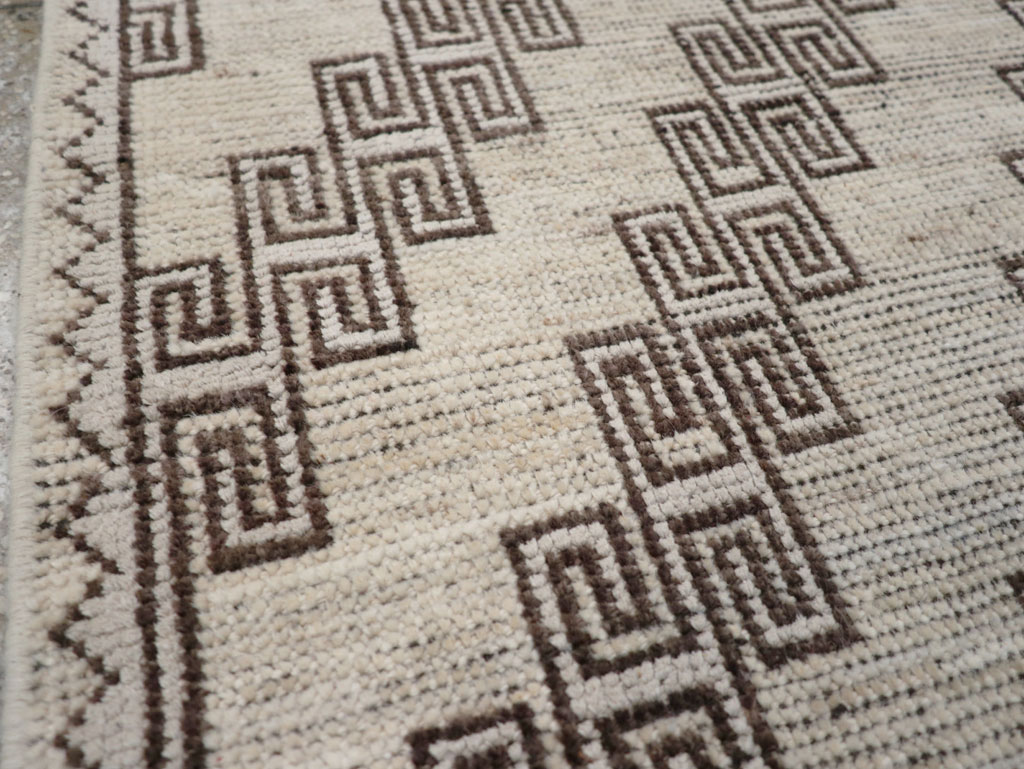 Modern East Turkestan Khotan Throw Rug, No.32133 - Galerie Shabab