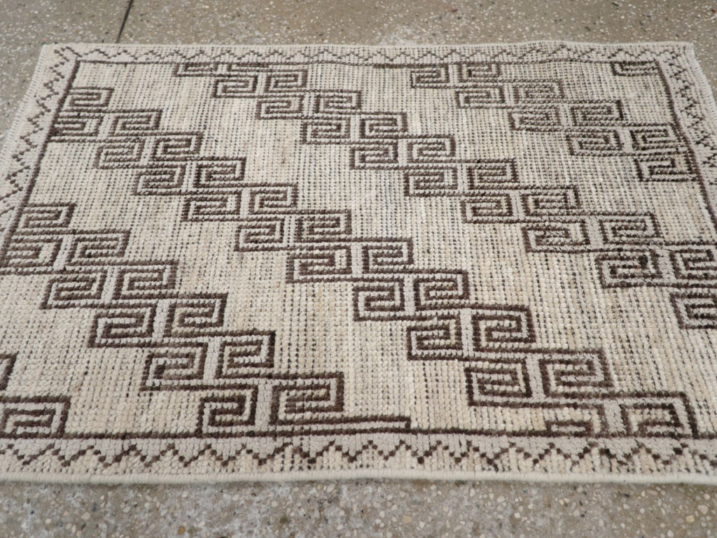 Modern East Turkestan Khotan Throw Rug, No.32133 - Galerie Shabab