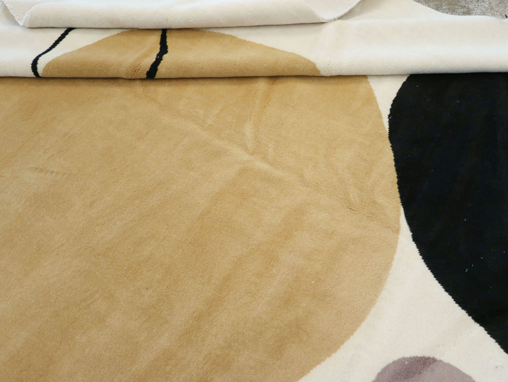 Contemporary Turkish Room Size Carpet, No.32137 - Galerie Shabab