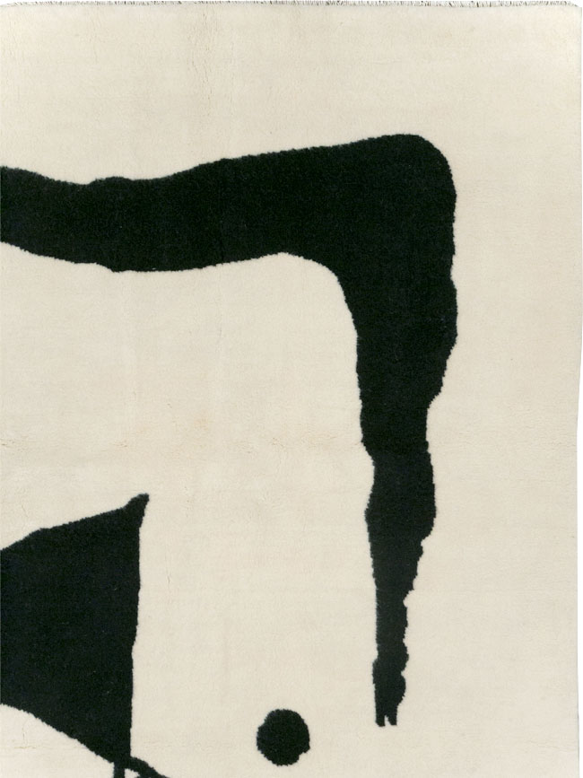 Modern Turkish Art Deco Carpet in the style of Alexander Calder, No.32138 - Galerie Shabab