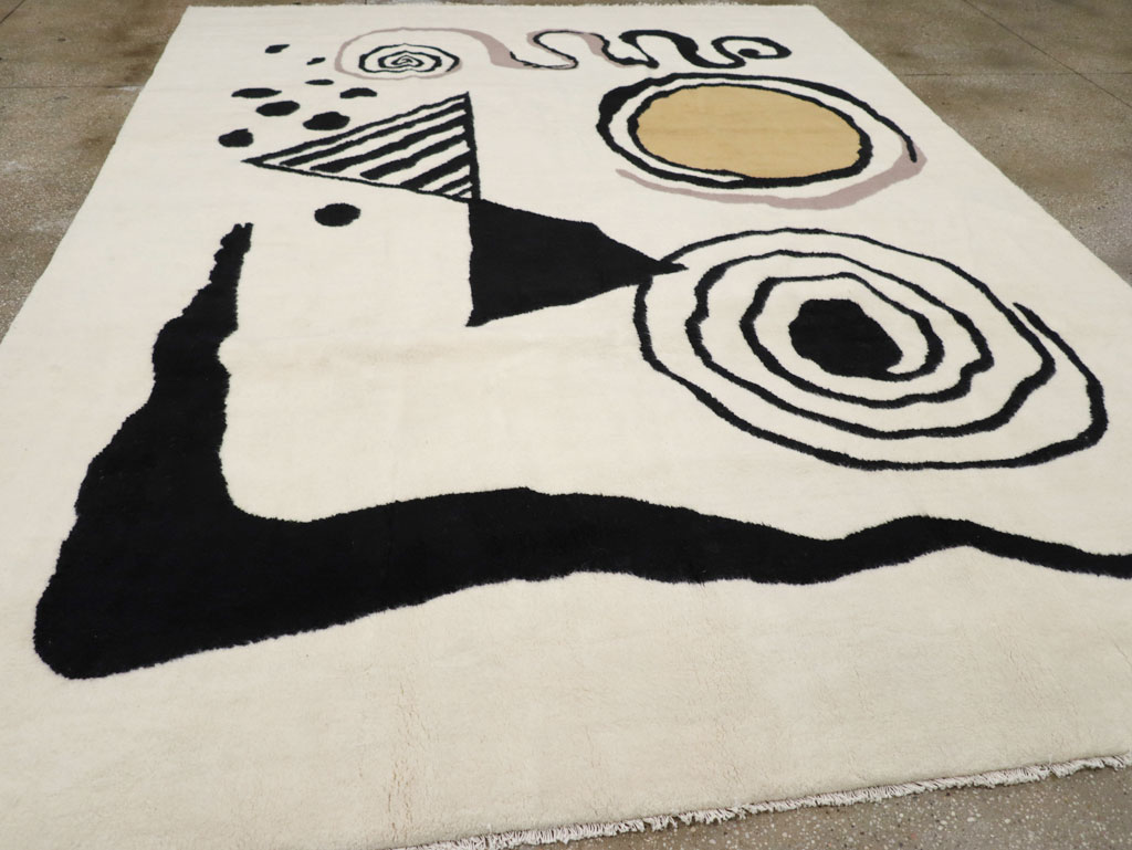 Modern Turkish Art Deco Carpet in the style of Alexander Calder, No.32138 - Galerie Shabab