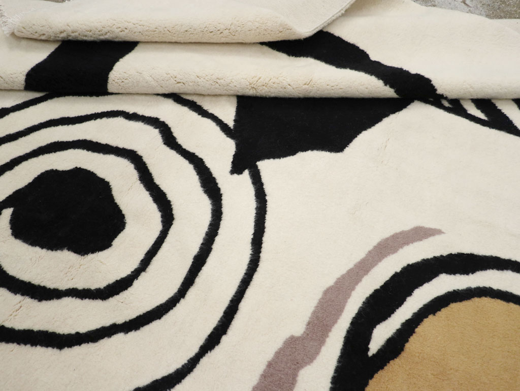 Modern Turkish Art Deco Carpet in the style of Alexander Calder, No.32138 - Galerie Shabab