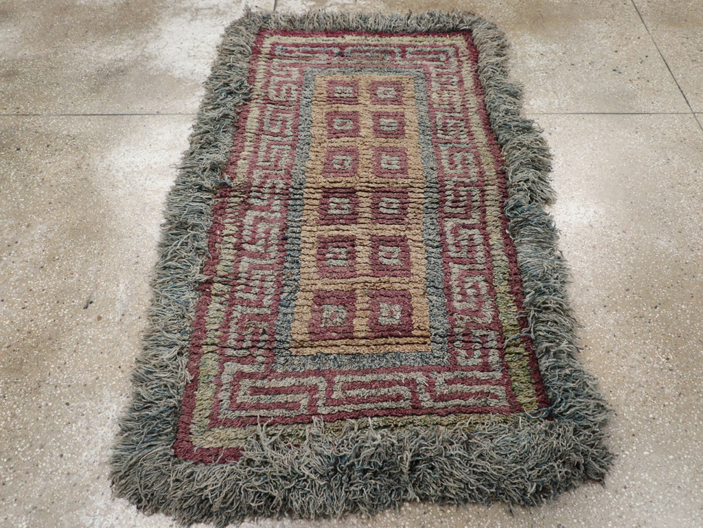 Antique Tibetan Wangden Throw Rug, No.32141 - Galerie Shabab