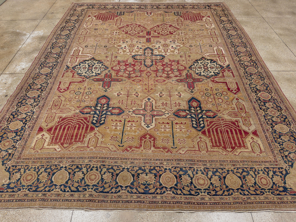 Antique Persian Lavar Kerman Room Size Carpet, No.32142 - Galerie Shabab