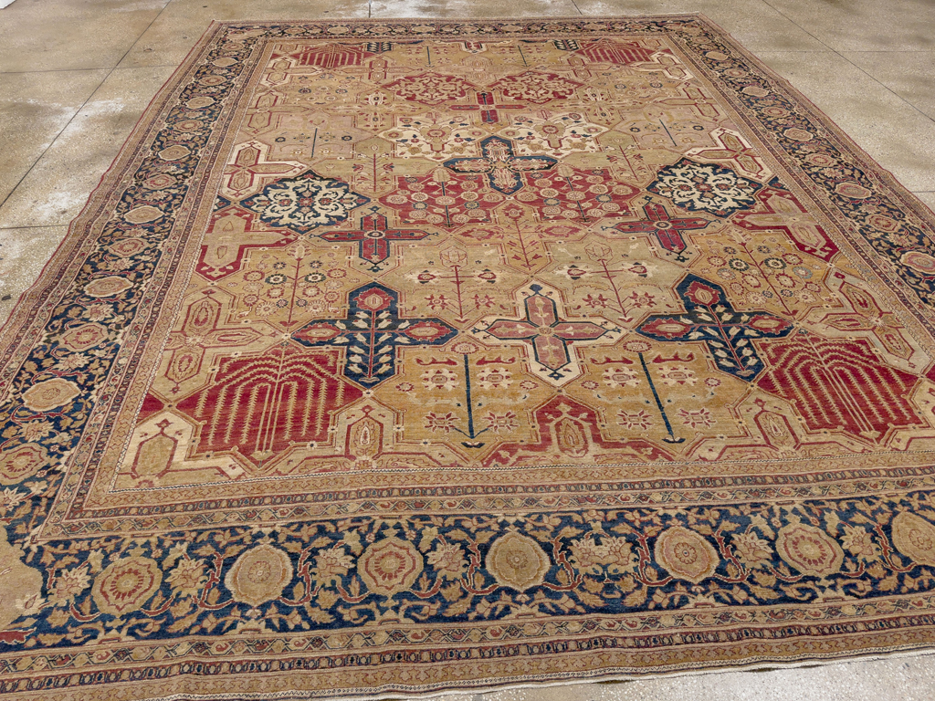 Antique Persian Lavar Kerman Room Size Carpet, No.32142 - Galerie Shabab
