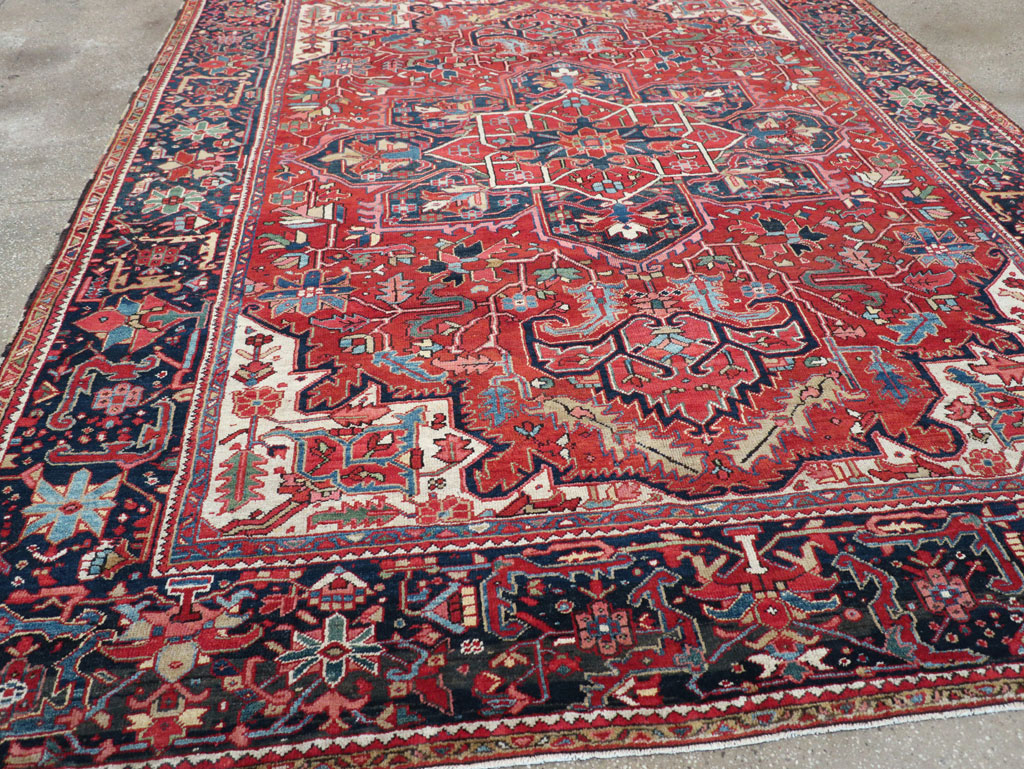 Vintage Persian Heriz Room Size Carpet, No.32143 - Galerie Shabab