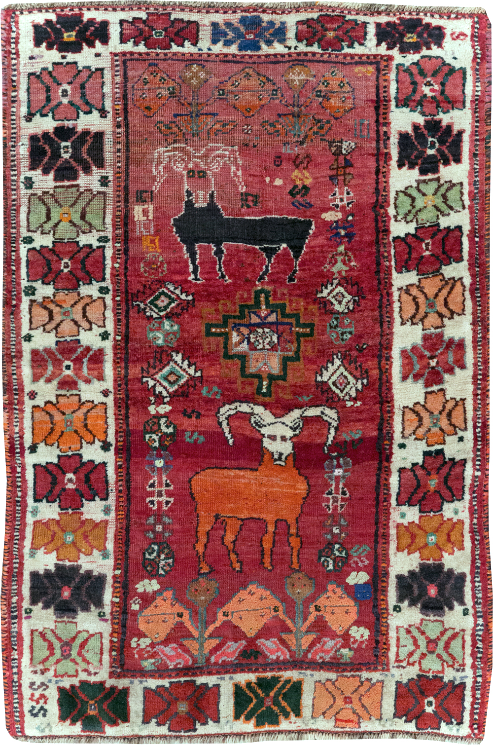 Vintage Persian Tabriz Pictorial Rug, No.32146 - Galerie Shabab