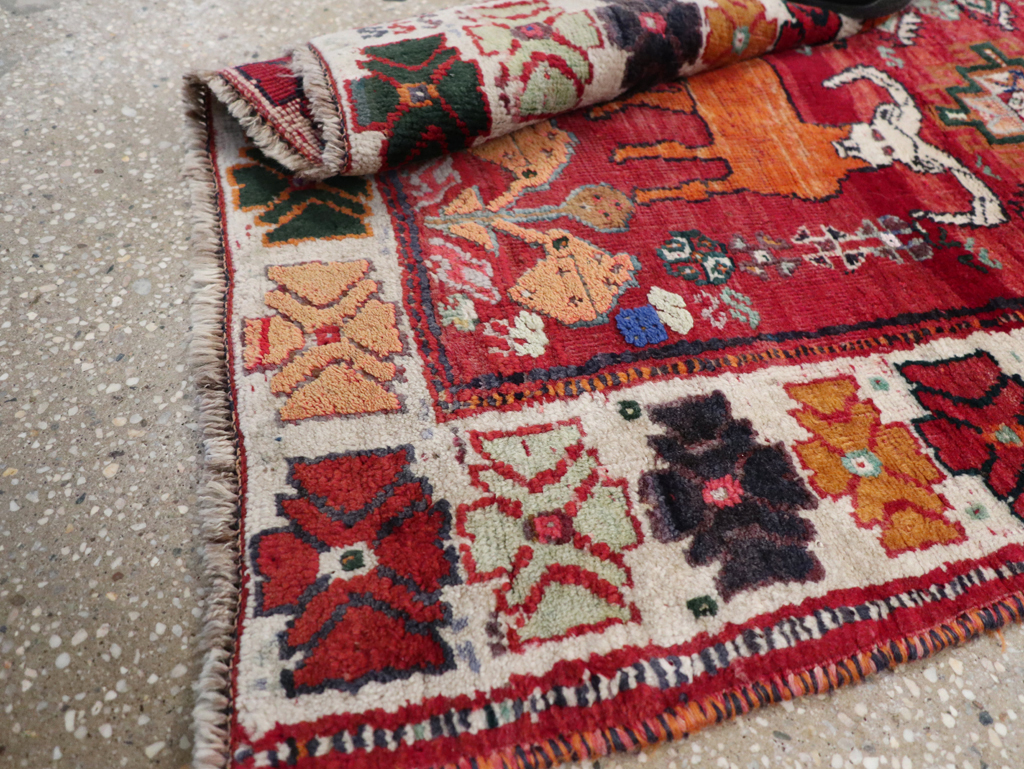 Vintage Persian Tabriz Pictorial Rug, No.32146 - Galerie Shabab