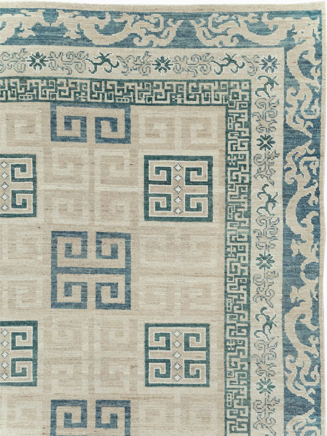 Modern East Turkestan Khotan Room Size Carpet, No.32150 - Galerie Shabab