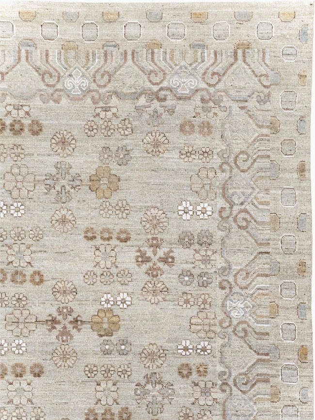 Modern East Turkestan Khotan Room Size Carpet, No.32152 - Galerie Shabab