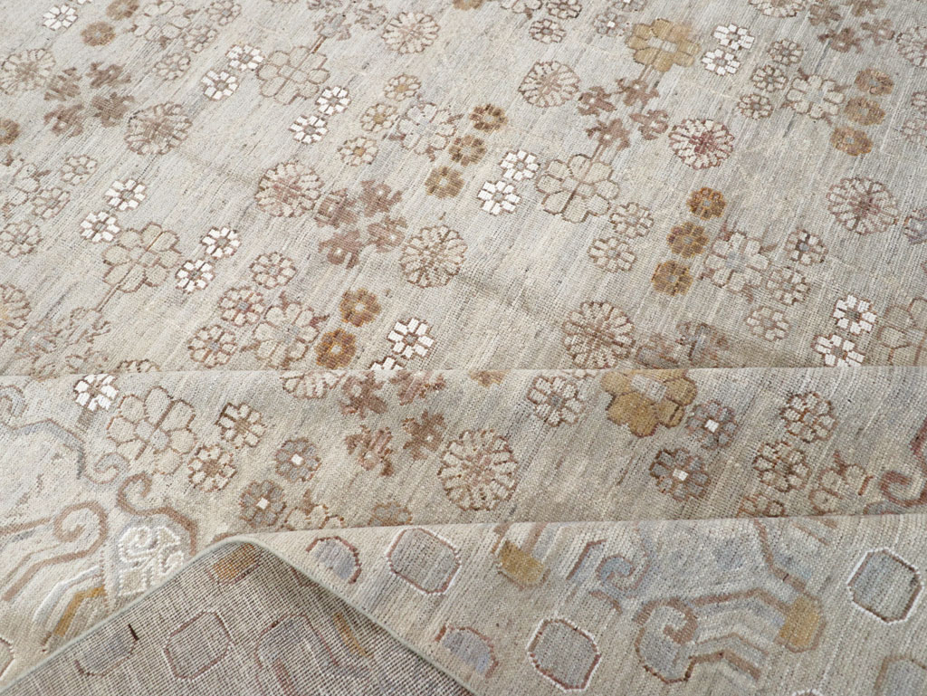 Modern East Turkestan Khotan Room Size Carpet, No.32152 - Galerie Shabab