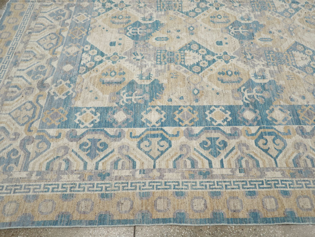 Modern East Turkestan Khotan Room Size Carpet, No.32161 - Galerie Shabab