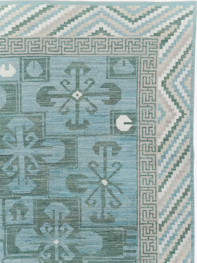 Modern East Turkestan Khotan Room Size Carpet, No.32162 - Galerie Shabab