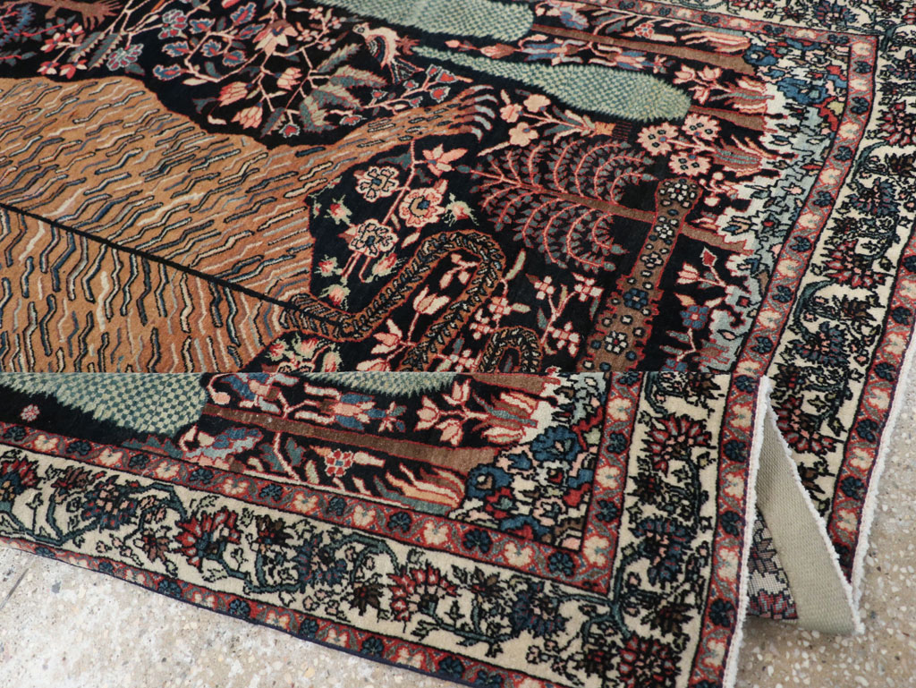 Antique Persian Sarouk Fereghan Pictorial Accent rug, No.32173 - Galerie Shabab