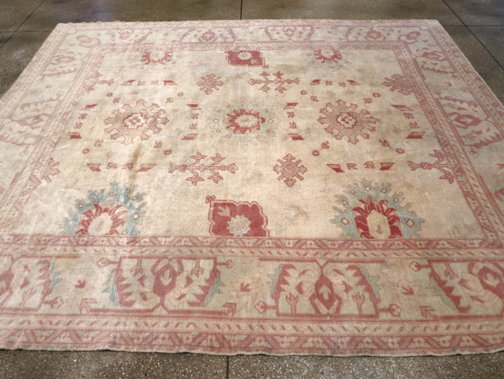 Vintage Turkish Oushak Small Room Size Carpet, No.32177 - Galerie Shabab
