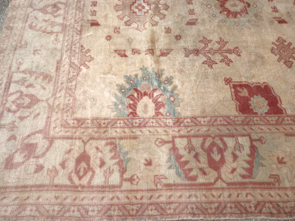 Vintage Turkish Oushak Small Room Size Carpet, No.32177 - Galerie Shabab